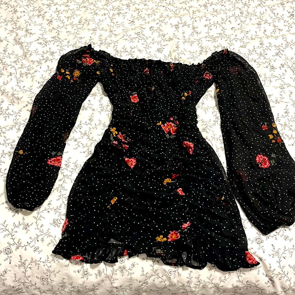 Fashionnova mini dress. New without tag.